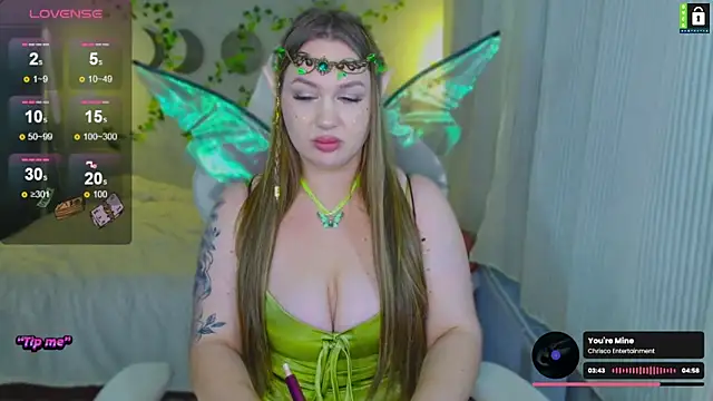 Snapshot of -LinaLove- chatting on October 2025 08:09:02 PM -LinaLove- online show from October 2025 08:09:02 PM