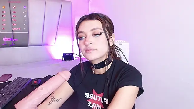 alice-millerr online show from January 2025 07:07:01 PM