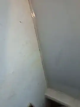 Kloemoretti online show from September 2025 09:04:02 PM