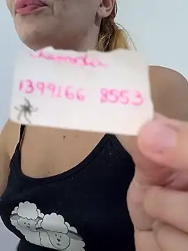 Paolaruiva online show from March 2025 11:29:01 AM