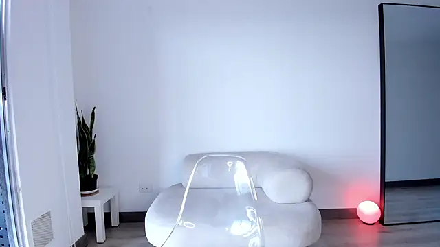 Kaarla    online show from March 2026 08:02:02 PM