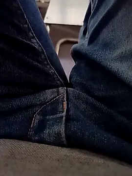 Snapshot of Suri2244 chatting on November 2025 02:59:02 PM Suri2244 online show from November 2025 02:59:02 PM