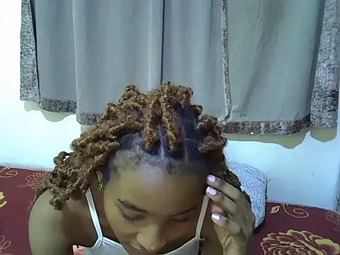 cute-alexis online show from January 2025 05:58:01 PM