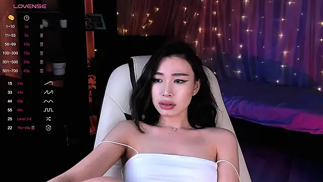 Snapshot of sensualily chatting on December 2024 12:39:02 AM sensualily online show from December 2024 12:39:02 AM