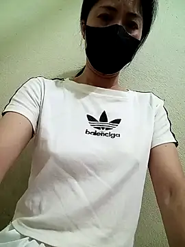 YunLem online show from February 2025 04:18:02 PM