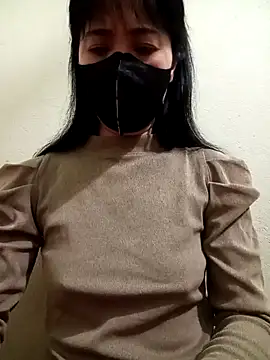 YunLem online show from February 2025 12:58:02 PM