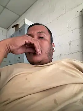 Snapshot of elber-gdo chatting on June 2026 07:35:01 PM elber-gdo online show from June 2026 07:35:01 PM