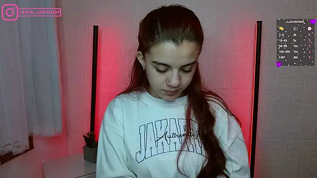 Snapshot of Layla_castilloo chatting on January 2025 01:05:02 PM Layla castilloo online show from January 2025 01:05:02 PM