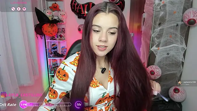 Layla castilloo online show from October 2025 02:15:01 AM