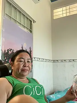 Snapshot of NDith chatting on February 2025 07:17:01 AM NDith online show from February 2025 07:17:01 AM