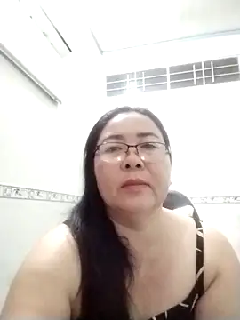 Snapshot of NDith chatting on February 2025 05:50:01 PM NDith online show from February 2025 05:50:01 PM