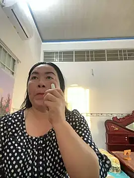 Snapshot of NDith chatting on February 2025 11:30:01 PM NDith online show from February 2025 11:30:01 PM