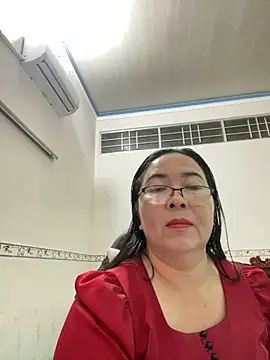Snapshot of NDith chatting on February 2025 04:10:02 PM NDith online show from February 2025 04:10:02 PM