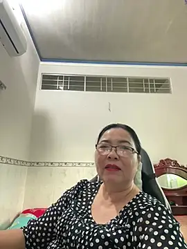 Snapshot of NDith chatting on March 2025 11:31:02 PM NDith online show from March 2025 11:31:02 PM