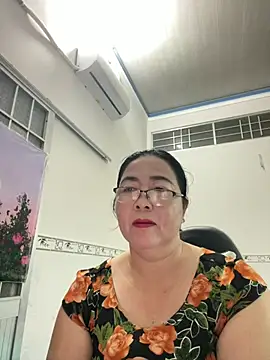 Snapshot of NDith chatting on March 2025 11:49:02 PM NDith online show from March 2025 11:49:02 PM