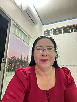 Snapshot of NDith chatting on March 2025 10:32:02 PM NDith online show from March 2025 10:32:02 PM