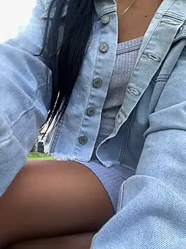 NAUGHTY LITTLE 18 online show from October 2025 09:12:02 PM