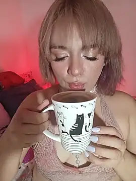 kitten sweet online show from June 2026 11:14:02 PM