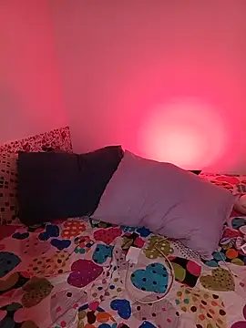 kitten sweet online show from June 2026 03:08:02 AM