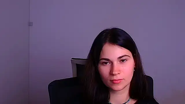 Snapshot of Loon_Amore chatting on December 2024 11:01:01 PM Loon Amore online show from December 2024 11:01:01 PM