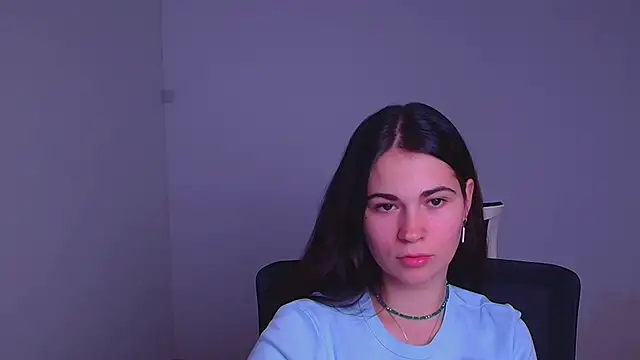 Snapshot of Loon_Amore chatting on December 2024 07:36:01 PM Loon Amore online show from December 2024 07:36:01 PM