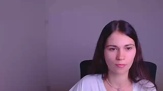 Snapshot of Loon_Amore chatting on December 2024 07:22:01 PM Loon Amore online show from December 2024 07:22:01 PM