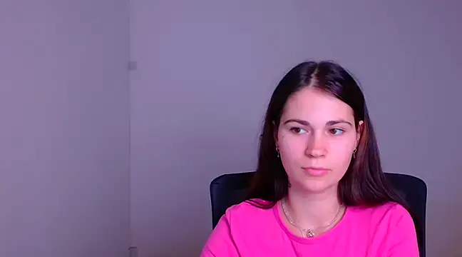 Snapshot of Loon_Amore chatting on January 2025 10:29:02 PM Loon Amore online show from January 2025 10:29:02 PM