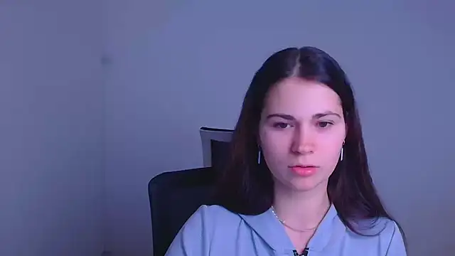 Snapshot of Loon_Amore chatting on January 2025 07:17:02 PM Loon Amore online show from January 2025 07:17:02 PM