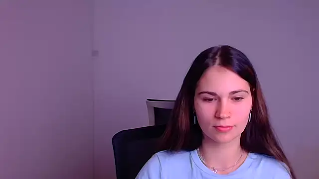 Snapshot of Loon_Amore chatting on January 2025 07:38:02 PM Loon Amore online show from January 2025 07:38:02 PM