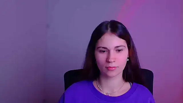 Snapshot of Loon_Amore chatting on January 2025 08:00:01 PM Loon Amore online show from January 2025 08:00:01 PM