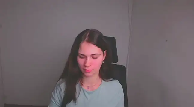 Snapshot of Loon_Amore chatting on January 2025 07:53:02 PM Loon Amore online show from January 2025 07:53:02 PM