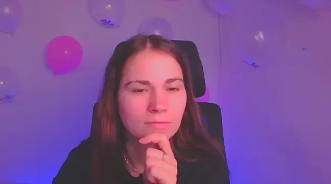 Snapshot of Loon_Amore chatting on February 2025 11:15:01 PM Loon Amore online show from February 2025 11:15:01 PM