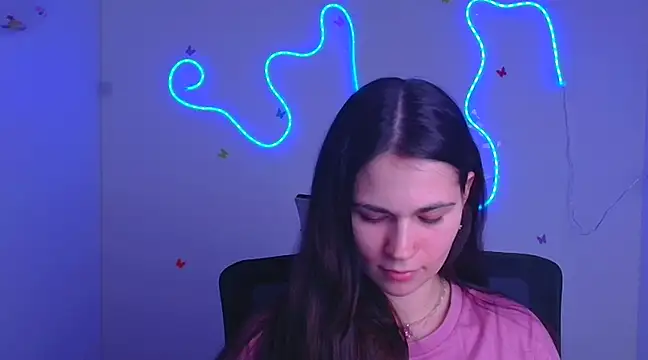 Snapshot of Loon_Amore chatting on March 2025 07:50:02 PM Loon Amore online show from March 2025 07:50:02 PM