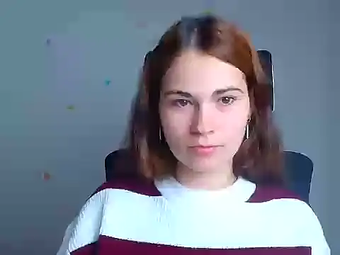 Snapshot of Loon_Amore chatting on October 2025 05:54:02 AM Loon Amore online show from October 2025 05:54:02 AM