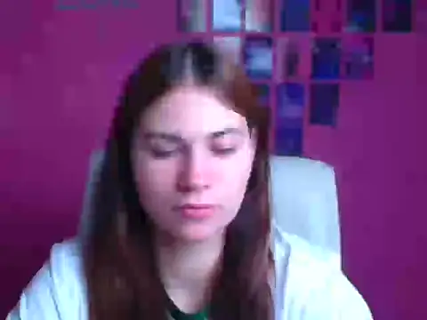 Snapshot of Loon_Amore chatting on November 2025 06:58:02 AM Loon Amore online show from November 2025 06:58:02 AM