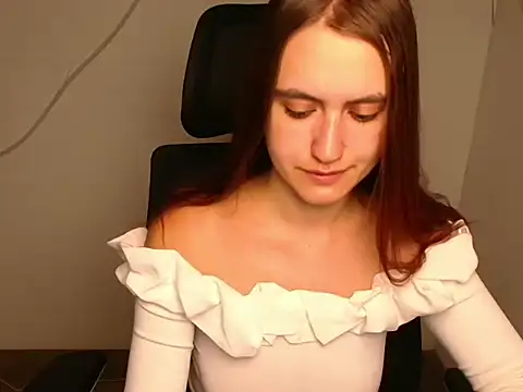 Gabriellagirl online show from October 2025 07:06:01 AM