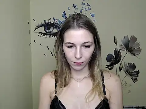 Snapshot of StrangerGi chatting on December 2024 01:13:02 PM StrangerGi online show from December 2024 01:13:02 PM
