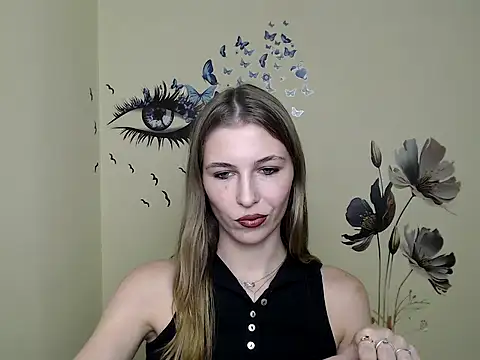 Snapshot of StrangerGi chatting on December 2024 04:01:02 PM StrangerGi online show from December 2024 04:01:02 PM