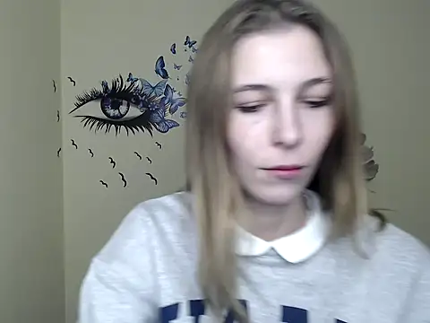 Snapshot of StrangerGi chatting on December 2024 01:14:01 PM StrangerGi online show from December 2024 01:14:01 PM