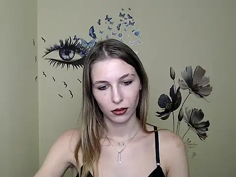 Snapshot of StrangerGi chatting on December 2024 04:06:01 PM StrangerGi online show from December 2024 04:06:01 PM
