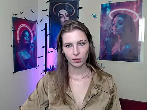 Snapshot of StrangerGi chatting on September 2025 12:18:01 PM StrangerGi online show from September 2025 12:18:01 PM