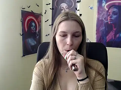 StrangerGi online show from April 2026 05:52:01 AM