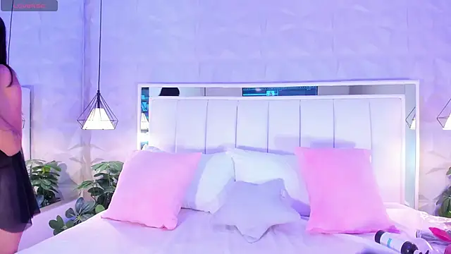 Snapshot of CailynBrowm chatting on January 2025 01:19:02 PM CailynBrowm online show from January 2025 01:19:02 PM