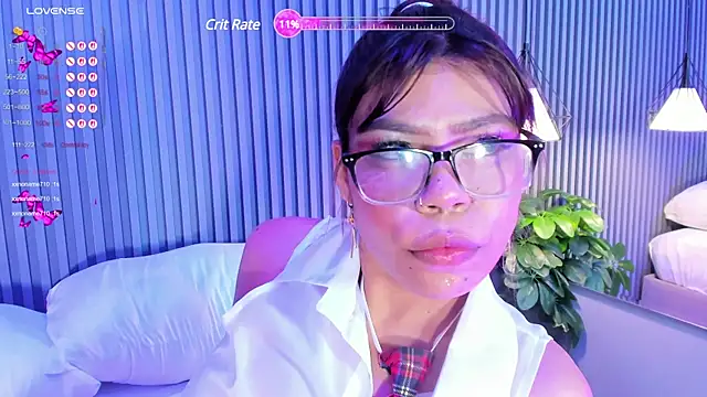 Snapshot of CailynBrowm chatting on March 2025 07:15:01 AM CailynBrowm online show from March 2025 07:15:01 AM