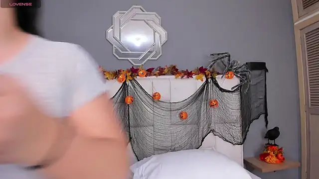 AkiraKings online show from October 2025 04:13:02 AM