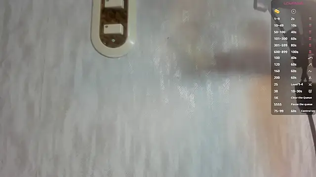 MelanieRioss online show from October 2025 01:31:02 PM