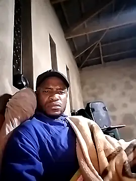 Snapshot of mznsi chatting on November 2025 10:32:02 PM mznsi online show from November 2025 10:32:02 PM