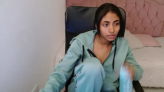 shaneelle online show from January 2025 09:35:02 AM