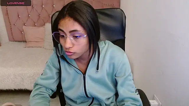 shaneelle online show from January 2025 09:17:01 AM
