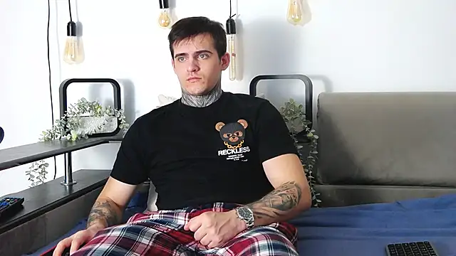 CarterCole online show from February 2025 11:31:01 AM